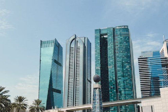 Business setup in Dubai. Dubai mainland company formation. Free zone company setup in Dubai.